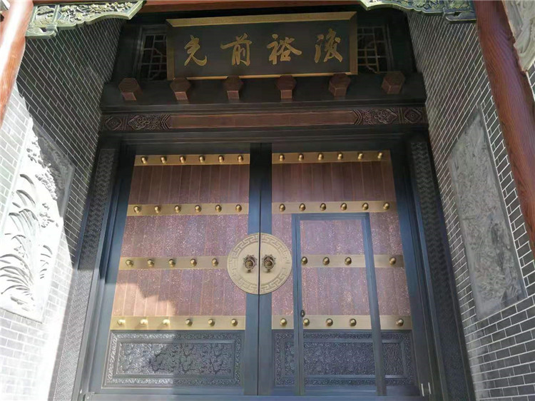 銅門生銹怎么恢復原樣？別墅銅門生銹的原因是什么？