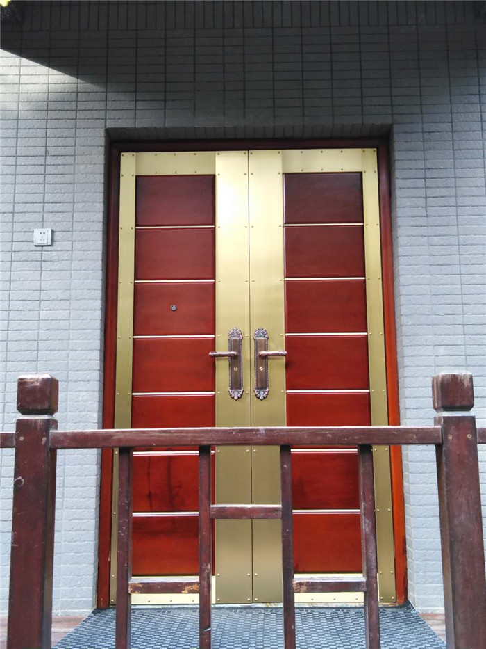 西安曲江華僑城108坊別墅入戶銅門，金碧輝煌純銅門